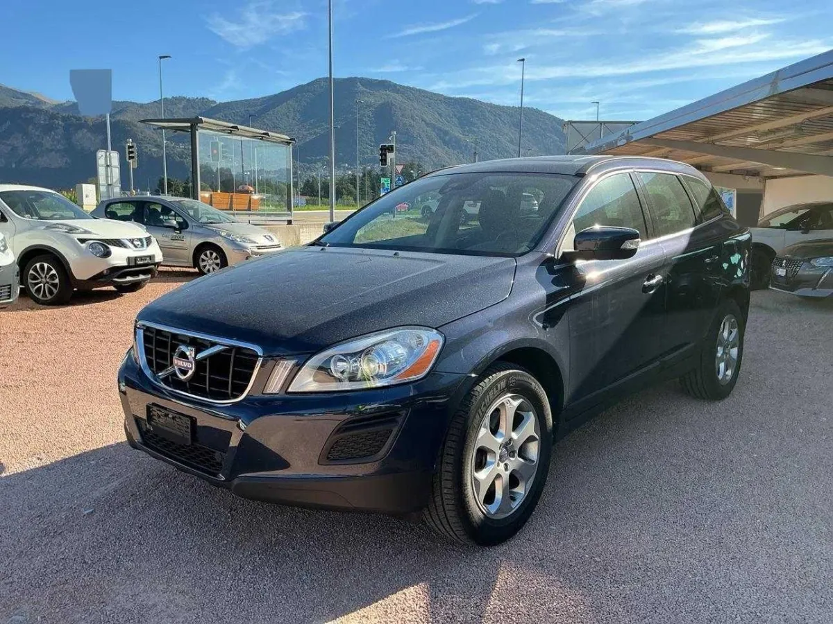 VOLVO XC60 DIESEL Modell 2008- XC60 D5 AWD Momentum, 215 PS