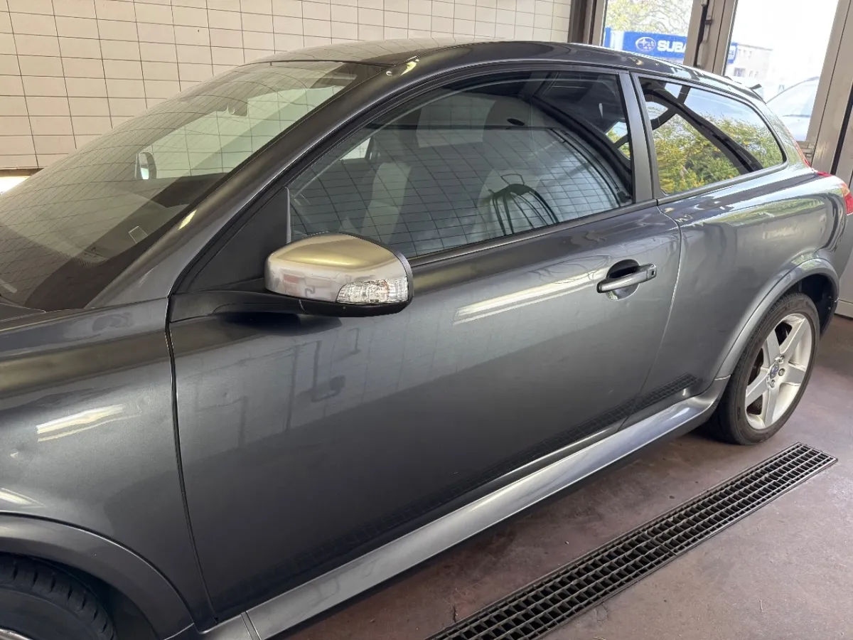 Volvo C 30 2.4i 20V 170 Momentum 2.4, 170 PS — zdjęcie 12