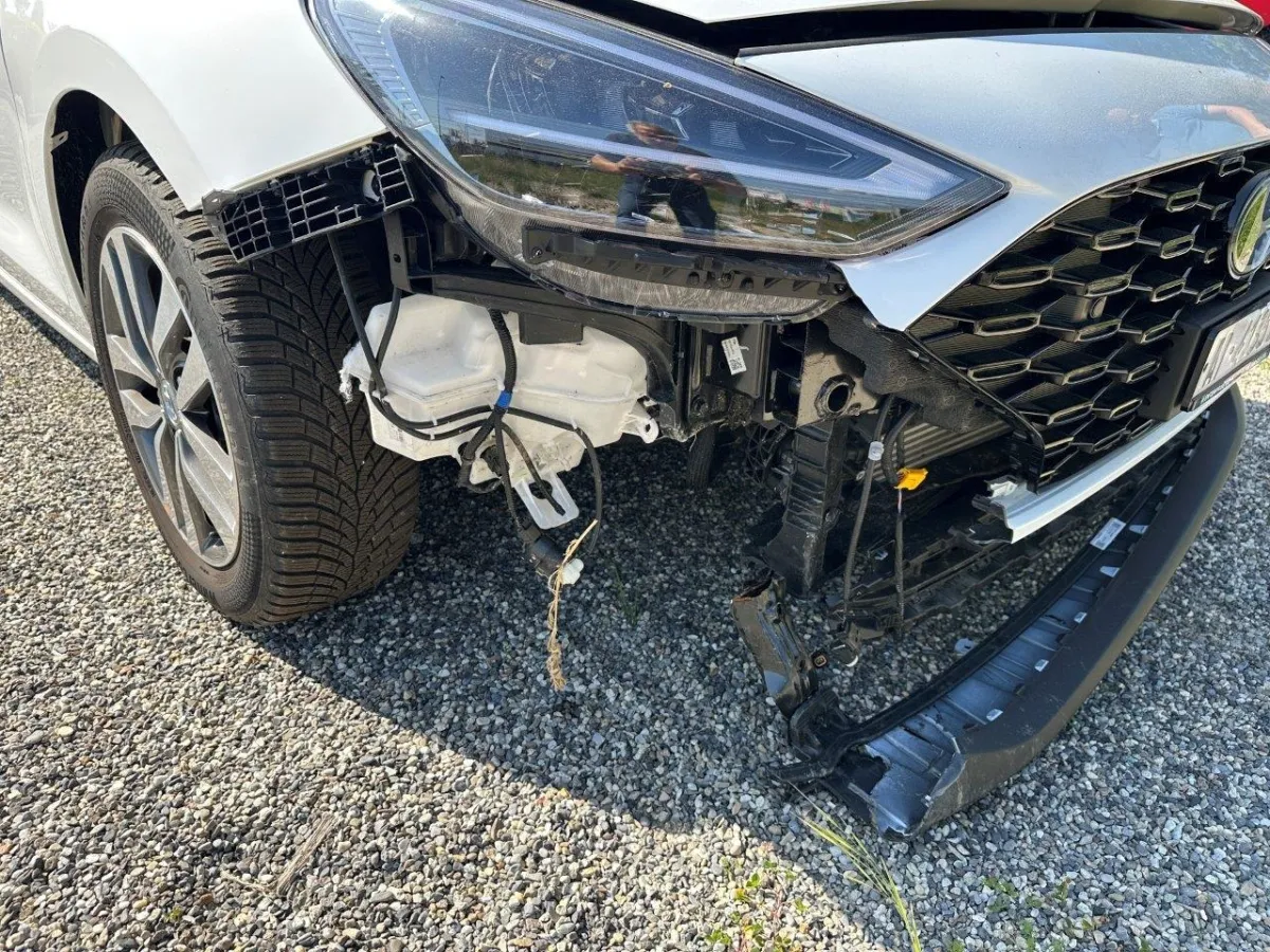 HYUNDAI i30 WAGON Modell 2024- i30 Wagon 1.5 T-GDi Amplia 1.5, 140 PS — zdjęcie 8