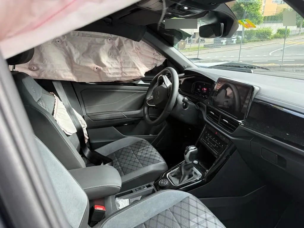 VW T-Roc - Type A11 ap 07.2017 T-Roc R-line, 190 PS — zdjęcie 7