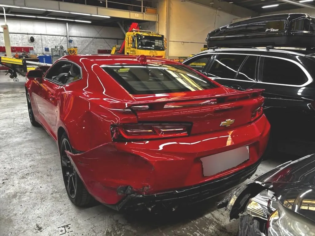 Chevrolet Camaro 6.2 V8, 453 PS