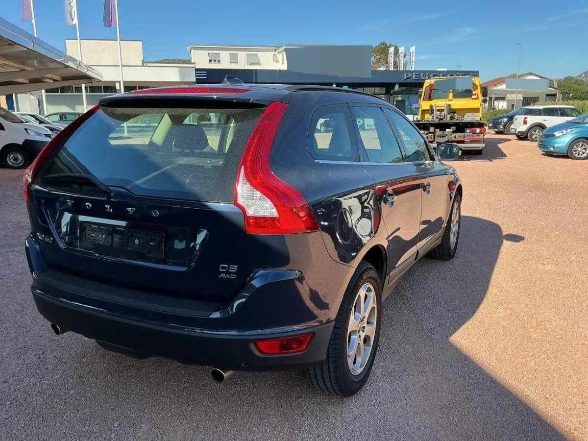 VOLVO XC60 DIESEL Modell 2008- XC60 D5 AWD Momentum, 215 PS — zdjęcie 3
