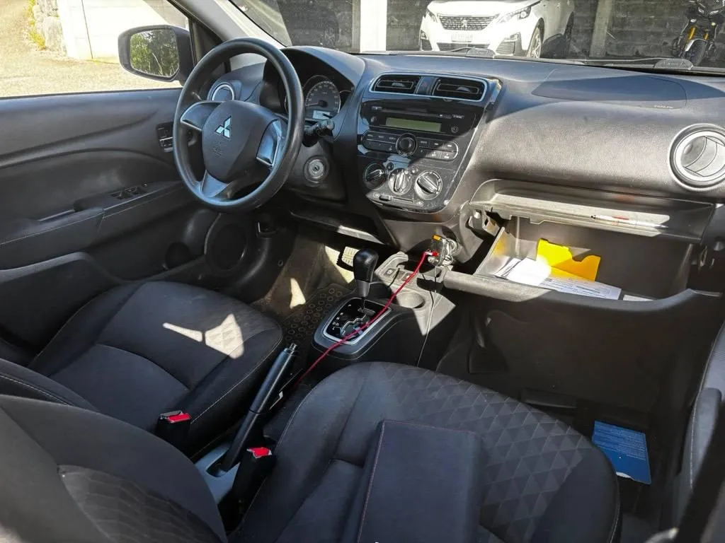 Mitsubishi Space Star Style, 80 PS — zdjęcie 7