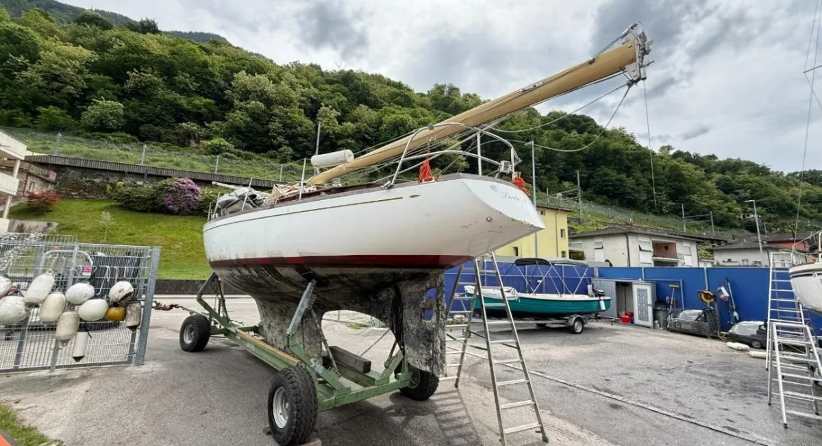 Hallberg Mistral Rassy — zdjęcie 2