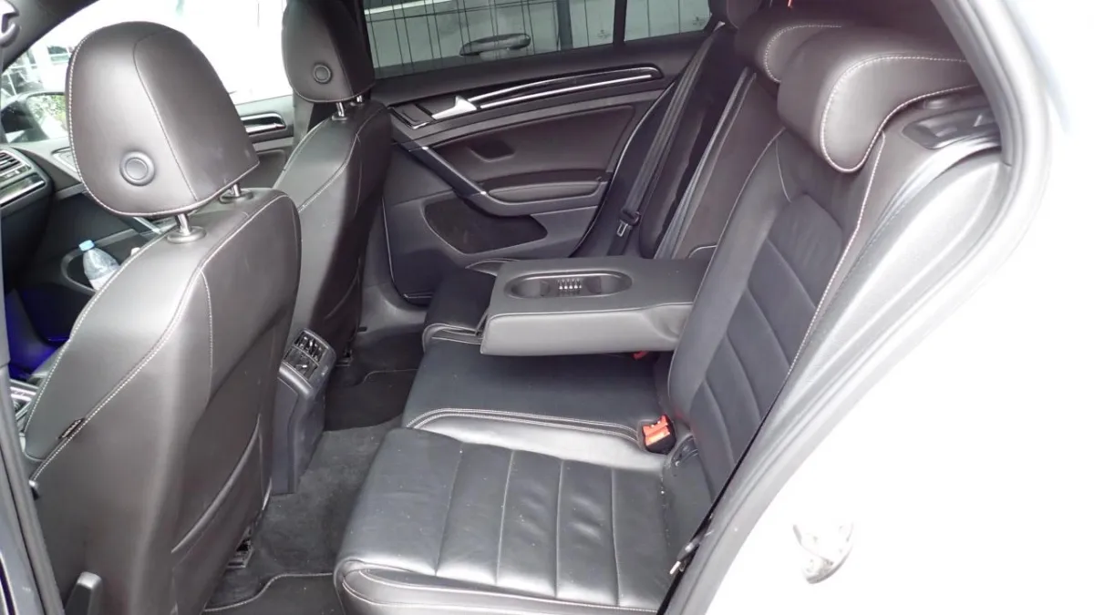 VW Golf VII 2.0 TSI R DSG 4motion, 300 PS — zdjęcie 8