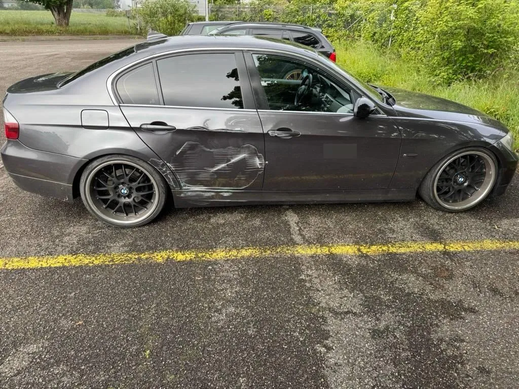 BMW 325I 325i 3.0, 218 PS — zdjęcie 2