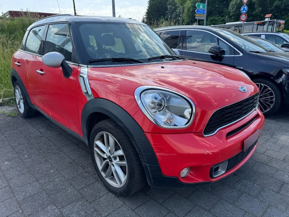 Mini Cooper S Countryman ALL4 1.6, 184 PS — zdjęcie 3