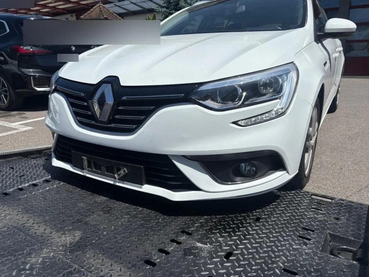 Renault Megane IV Grandtour Business, 115 PS — zdjęcie 3