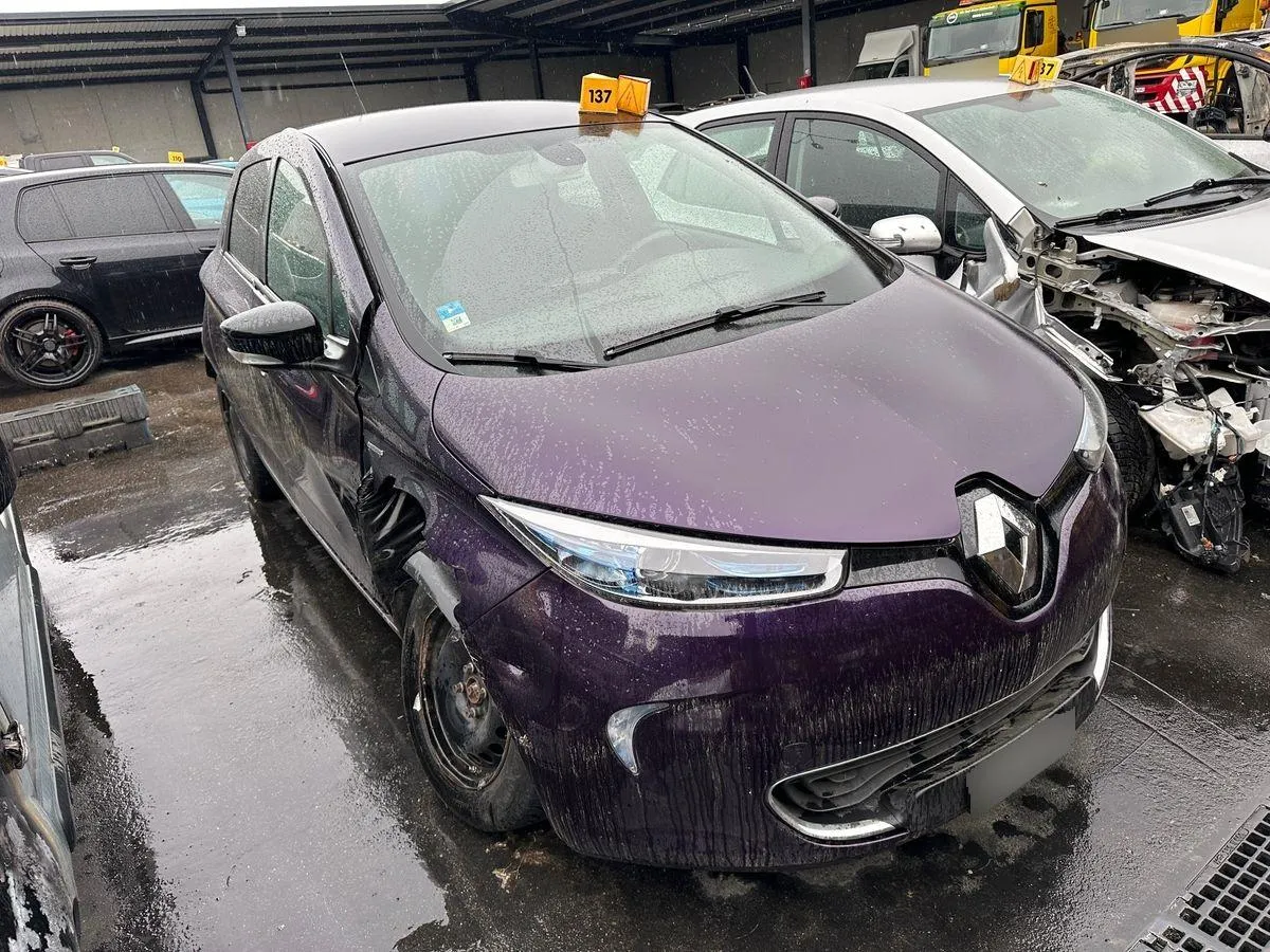 Renault Zoe Limited, 109 PS — zdjęcie 3