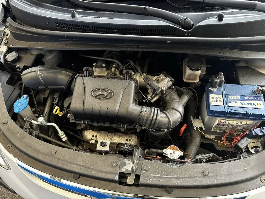 HYUNDAI i10 1.1 Style, 65 PS — zdjęcie 11