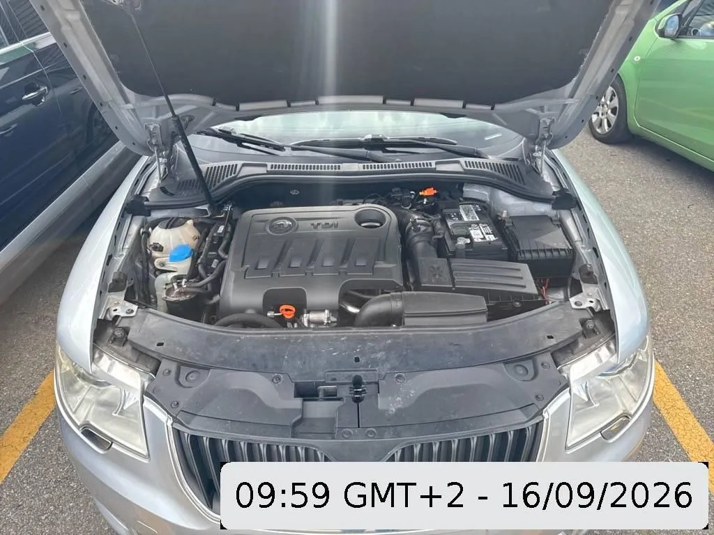 Skoda Superb Combi 2.0 TDI 170 Ambition 4x4, 170 PS — zdjęcie 8
