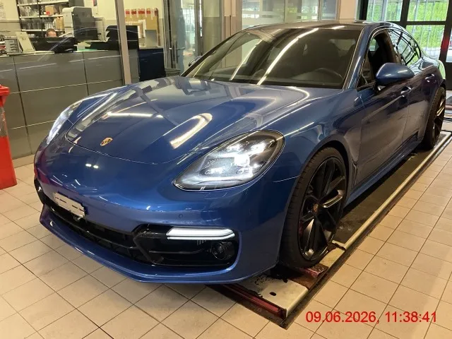 Porsche Panamera 4.0 V8 Turbo 4.0, 549 PS — zdjęcie 1