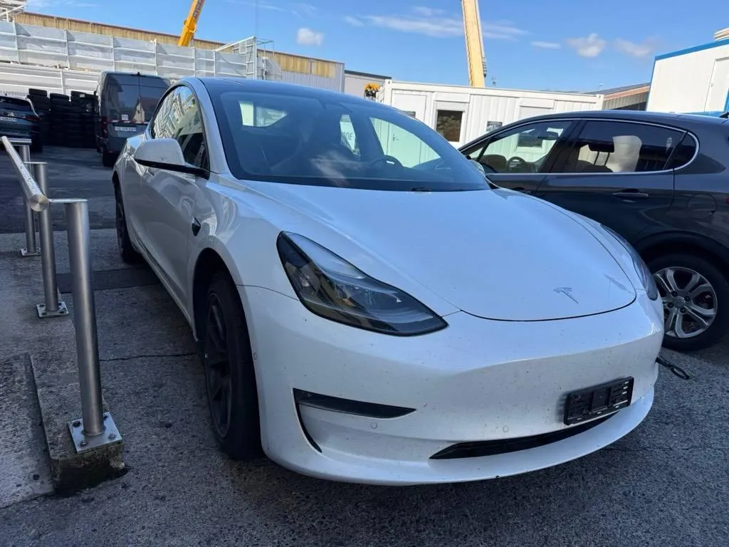 TESLA MODEL 3 Long R. AWD, 498 PS — zdjęcie 2