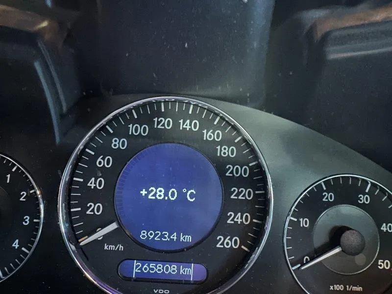 Mercedes-Benz E 320 CDI T 3.0, 224 PS — zdjęcie 9