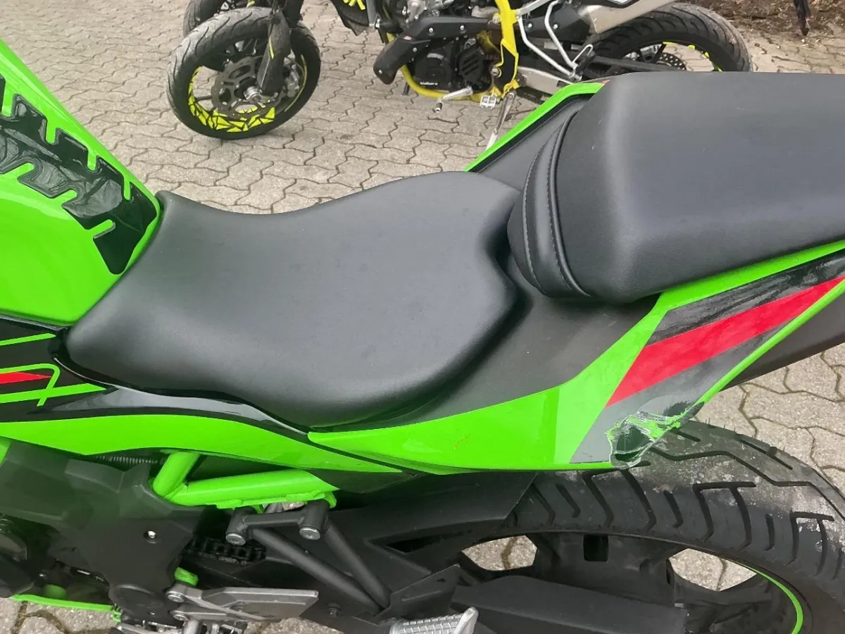 KAWASAKI Ninja 125, 15 PS — zdjęcie 8