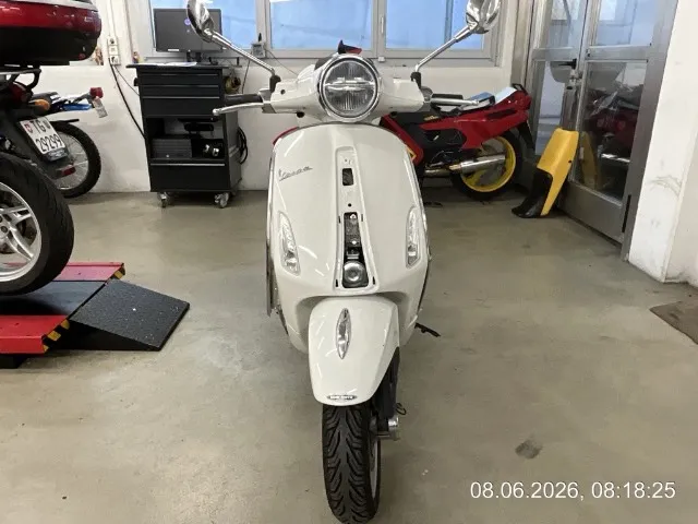Piaggio Vespa Primavera 125, 11 PS — zdjęcie 13