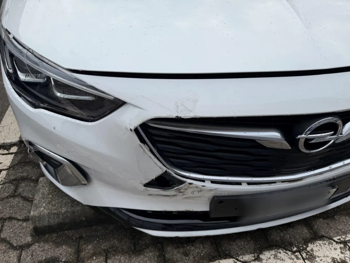 Opel Insignia Sports Tourer 2.0 T GSi AWD, 260 PS — zdjęcie 9
