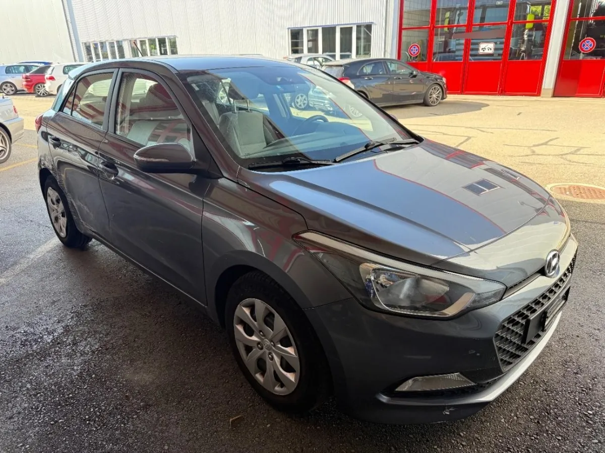 Hyundai i20/Elite i20 - GB i20 1.4, 101 PS — zdjęcie 2