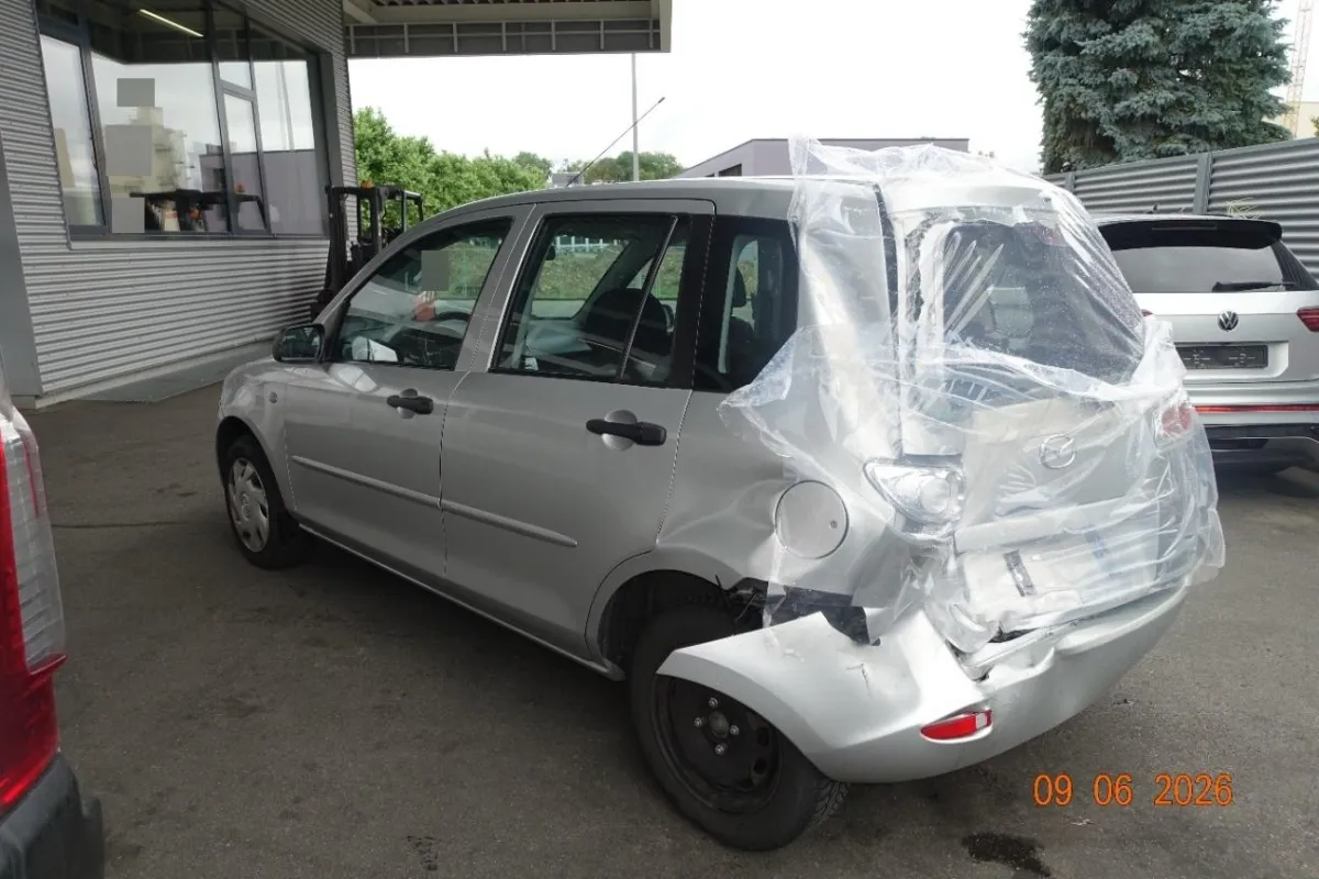 Mazda 2 Confort 1.2, 68 PS — zdjęcie 6