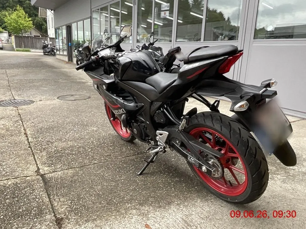 Suzuki GSX-R 125, 15 PS — zdjęcie 6