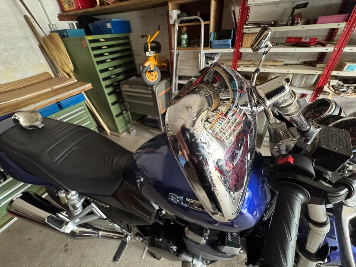 Suzuki GSX 1400, 106 PS — zdjęcie 14