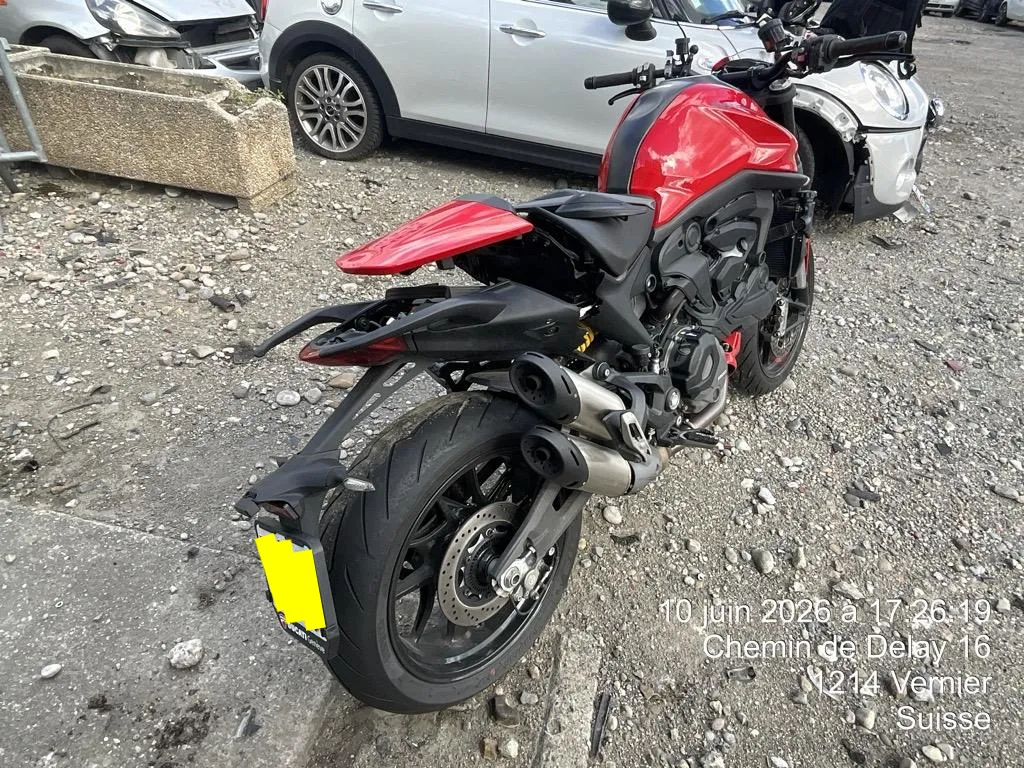 Ducati Monster+ 937, 110 PS — zdjęcie 4