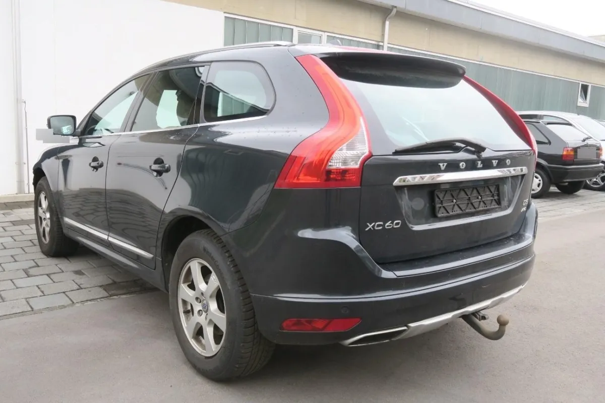Volvo XC 60 - D ab 04.2008 bis 02.2017 XC 60 D5 AWD 2.4, 215 PS — zdjęcie 4