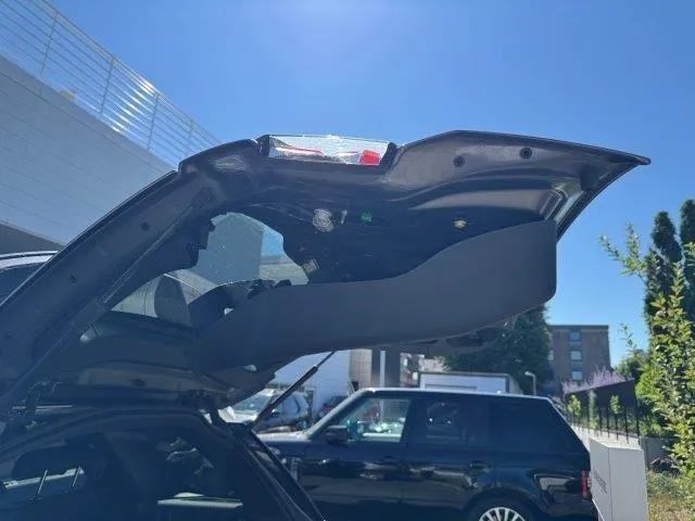Land Rover Discovery Sport 2.0 TD4 180 SE, 180 PS — zdjęcie 11