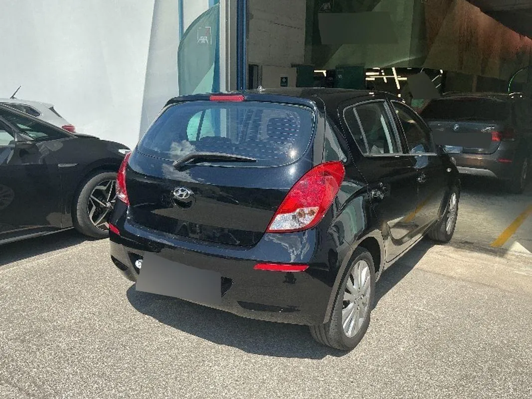Hyundai i20 , 86 PS — zdjęcie 4