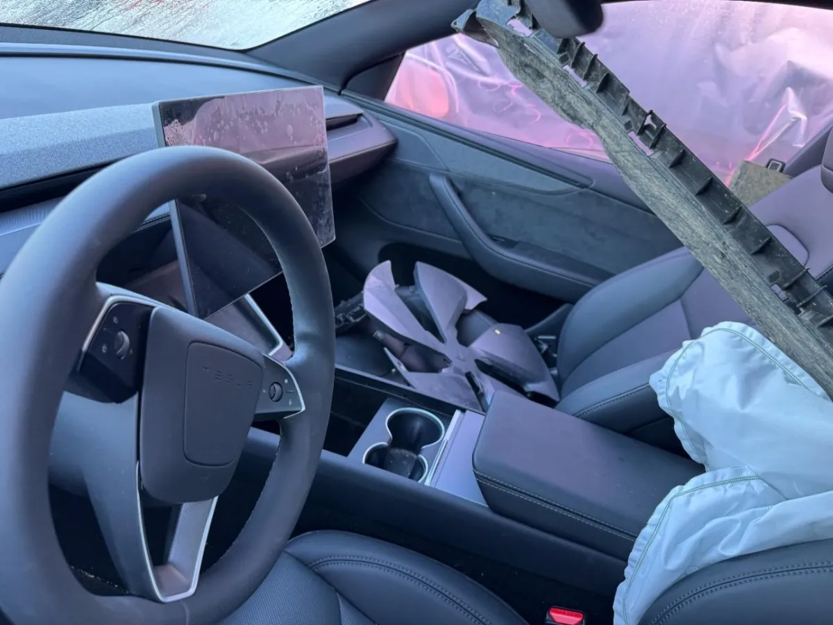 Tesla Model Y Long Range, 514 PS — zdjęcie 6