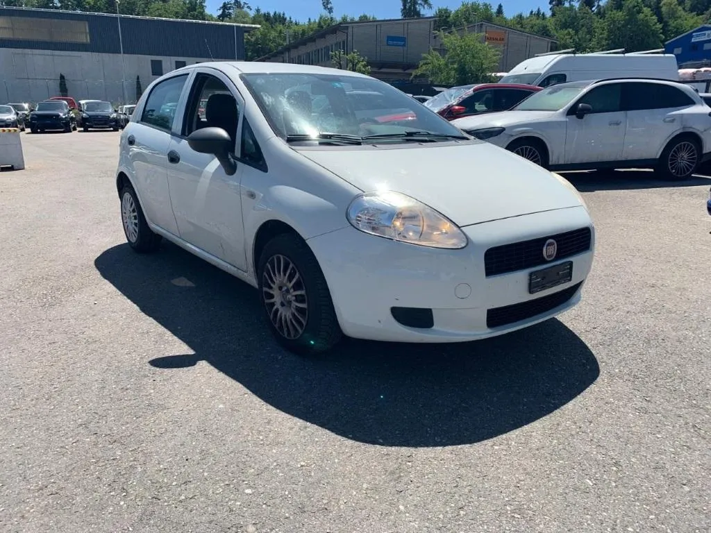 Fiat Punto 1.2 Actual, 70 PS — zdjęcie 1