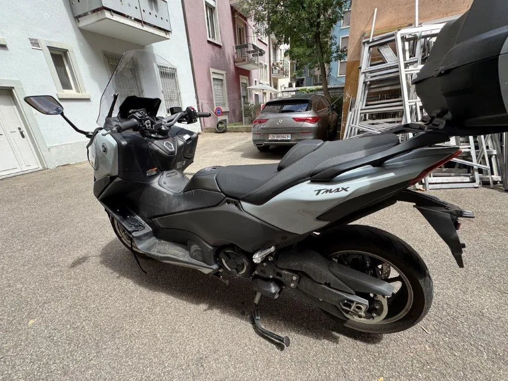 Yamaha TMax 560 ABS Tech Max, 48 PS — zdjęcie 5