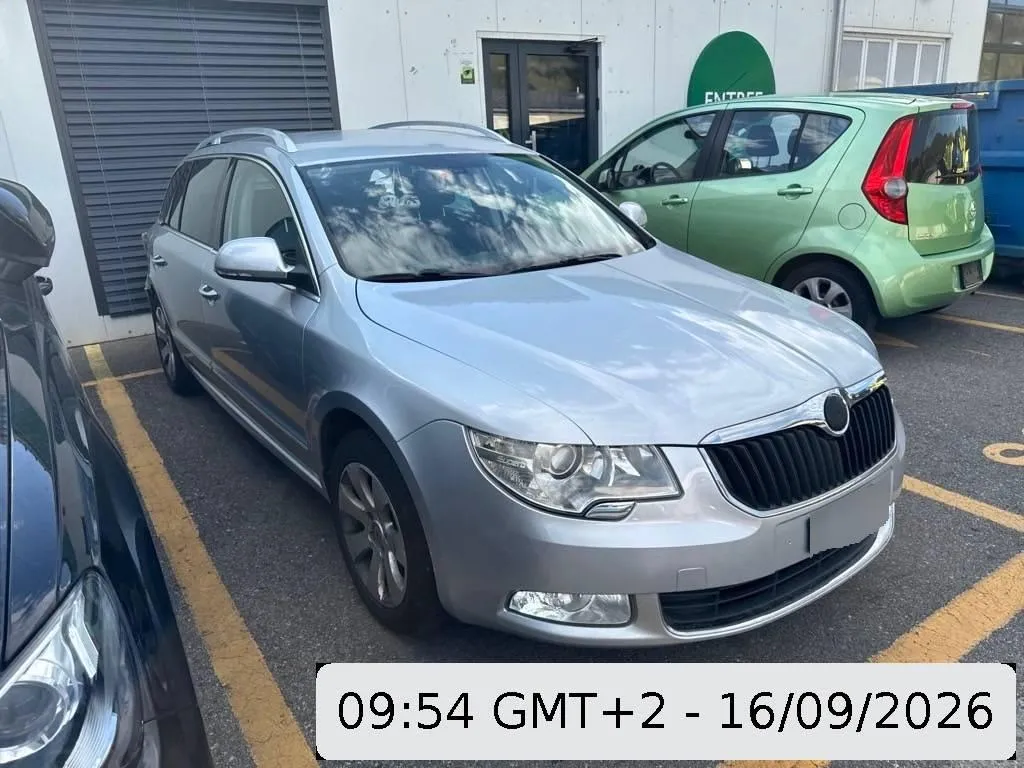 Skoda Superb Combi 2.0 TDI 170 Ambition 4x4, 170 PS