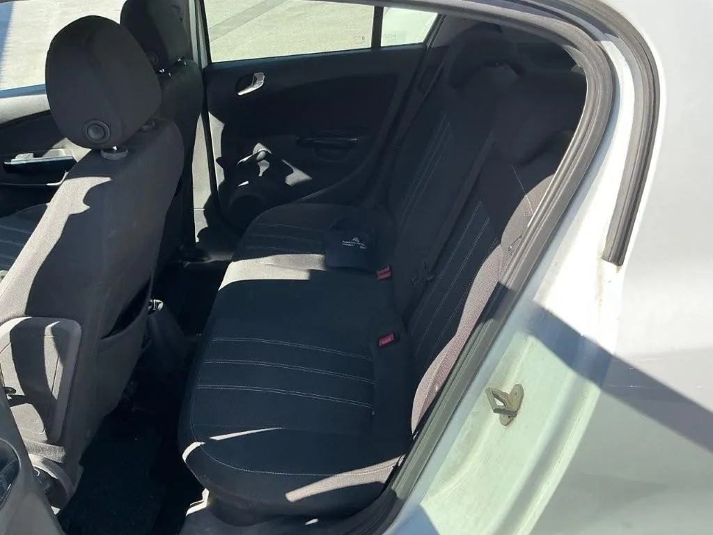 OPEL Corsa 1.4T eFLEX, 120 PS — zdjęcie 7