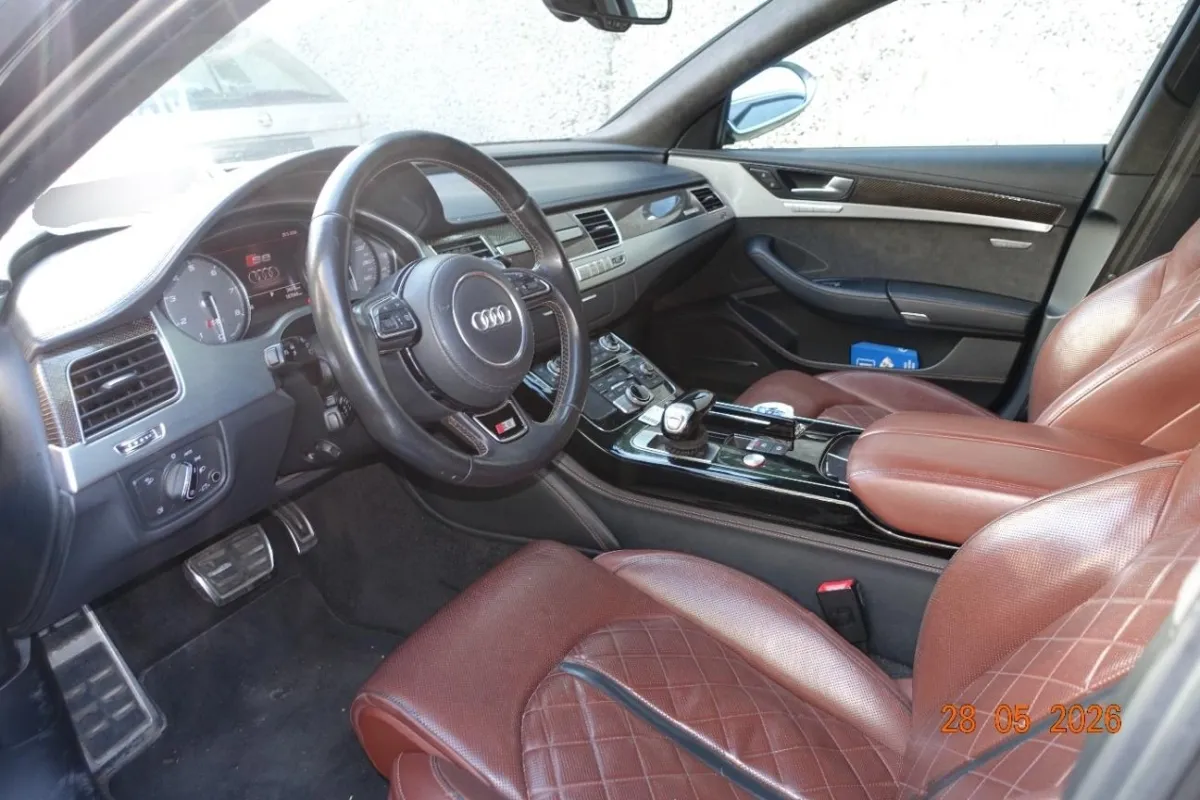 Audi S8 S8 4.0 TFSI 4.0, 519 PS — zdjęcie 5