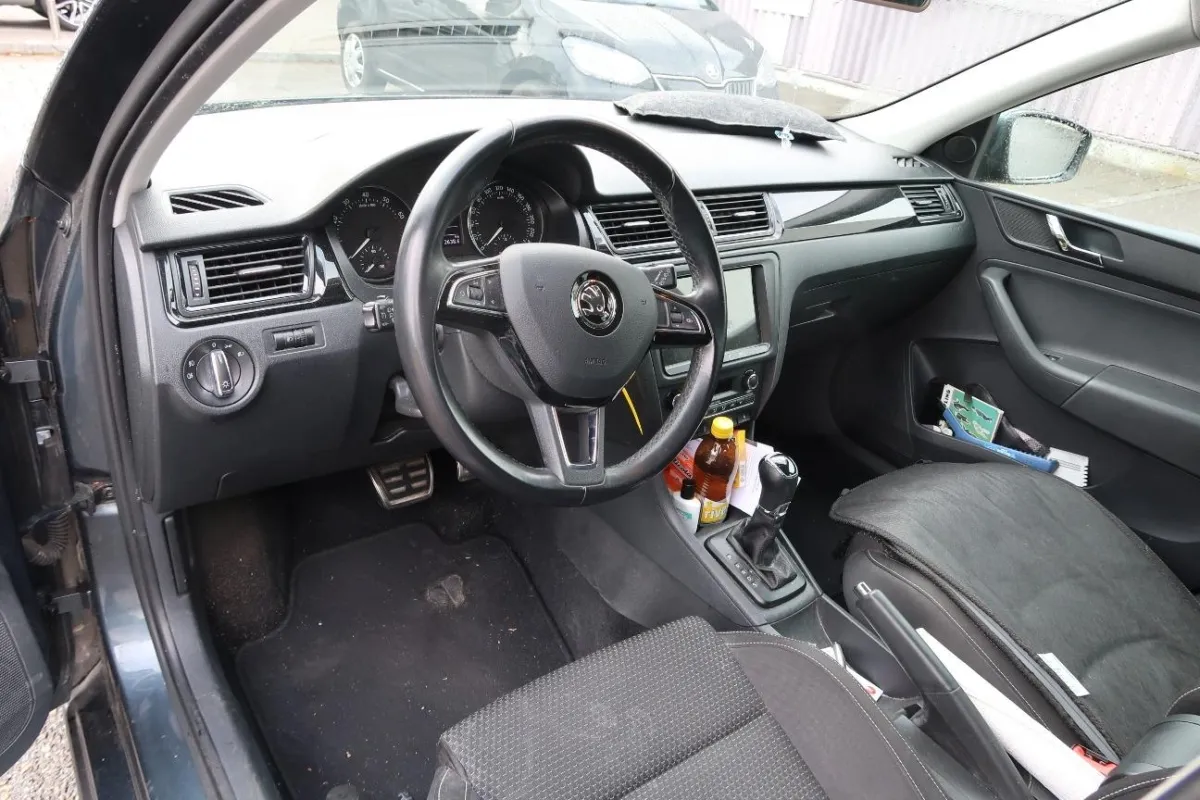 Skoda Rapid Ambition 1.4 TSI, 122 PS — zdjęcie 6
