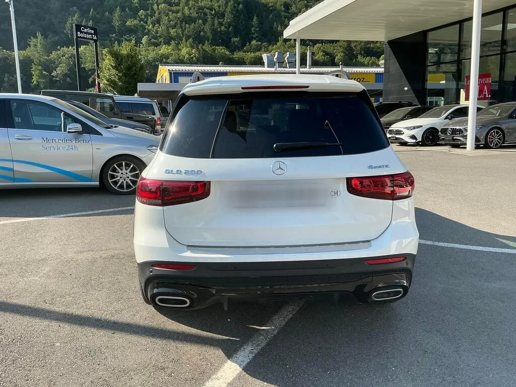 Mercedes-Benz GLB 250 4Matic, 224 PS — zdjęcie 15
