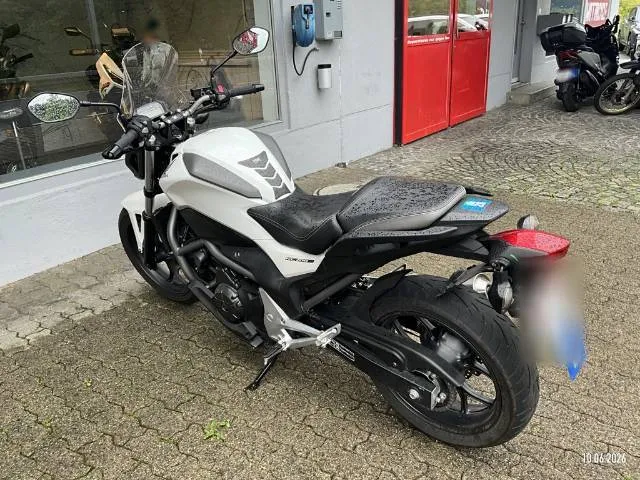 Honda NC 700 S 0.7, 48 PS — zdjęcie 3
