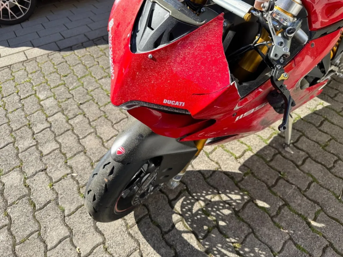Ducati Panigale 1199, 184 PS — zdjęcie 12
