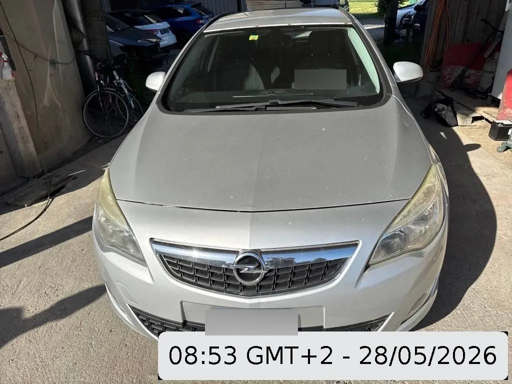Opel Astra J Limousine/Sports Tourer - ab 11.2009 - 09.2015 Astra J 17DTJ ST 1.7, 110 PS — zdjęcie 8