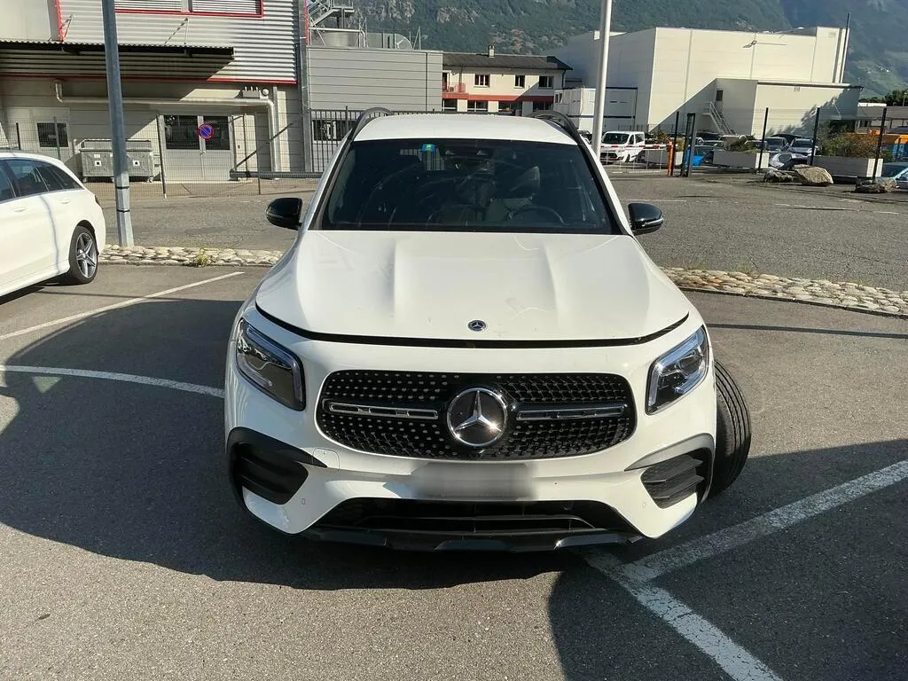 Mercedes-Benz GLB 250 4Matic, 224 PS — zdjęcie 14