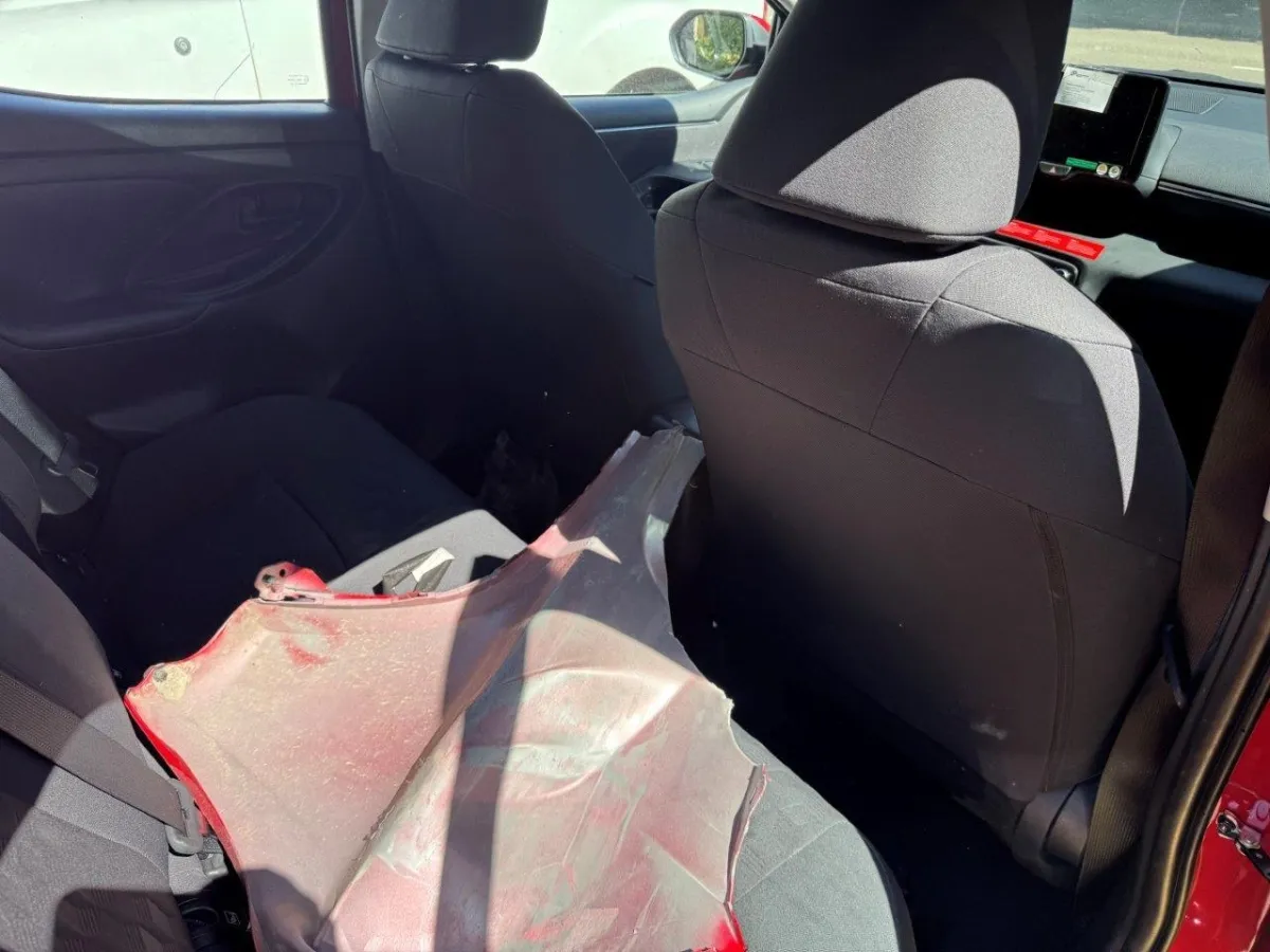 Toyota Yaris 1.5 VVT-i HSD Comfort 1.5, 92 PS — zdjęcie 8