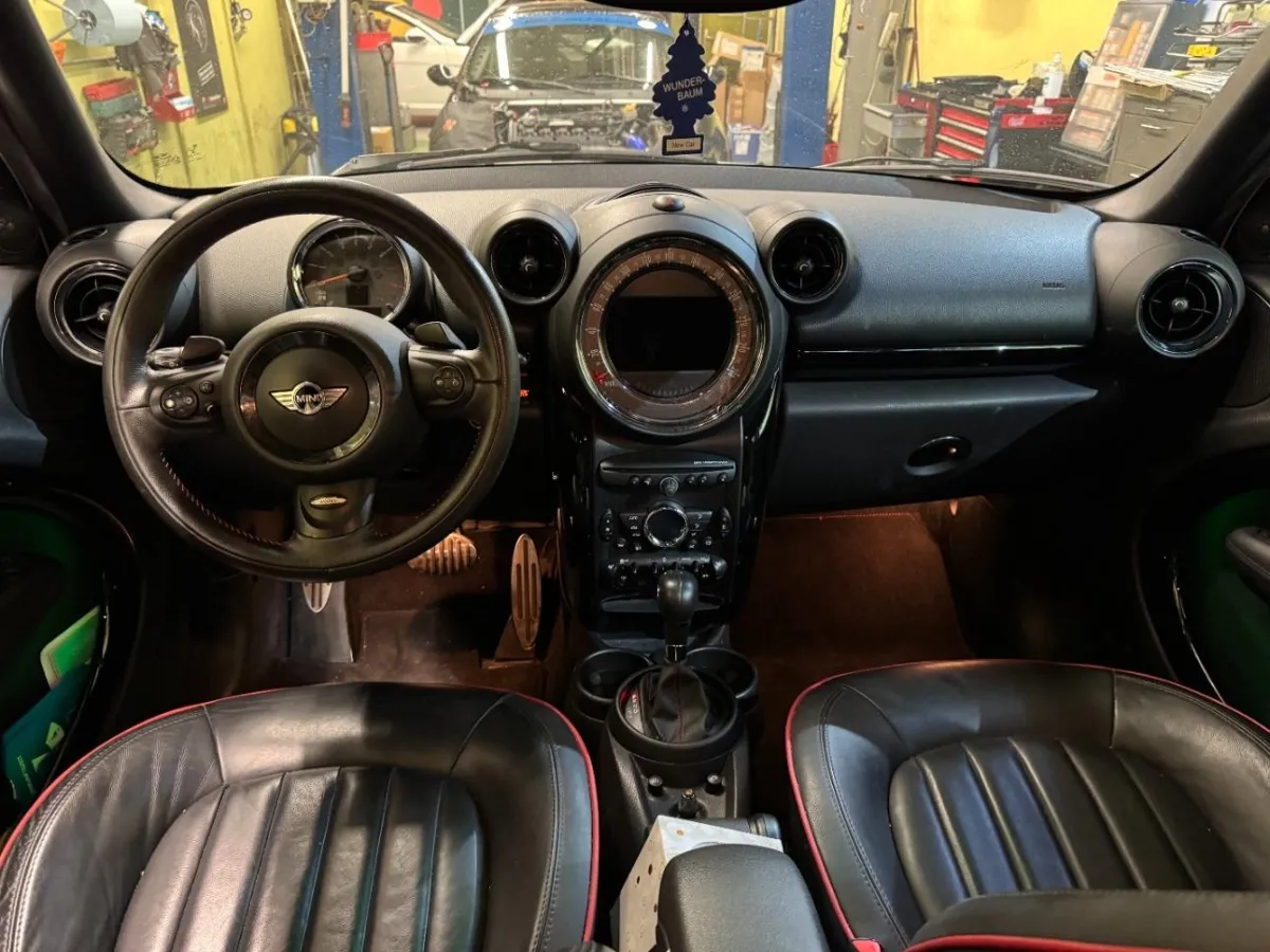 Mini Mini JCW Countryman ALL4, 218 PS — zdjęcie 5