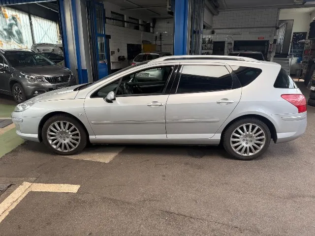Peugeot 407 SW 2.7 HDi Automatic 2.7, 204 PS — zdjęcie 4