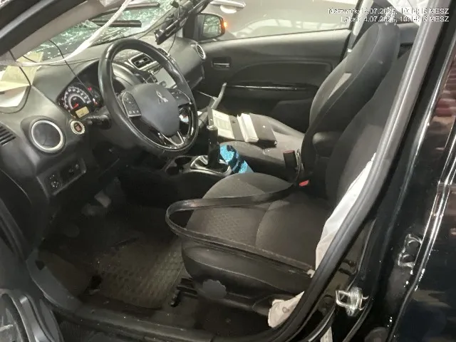 Mitsubishi Space Star 1.2 Style, 80 PS — zdjęcie 6