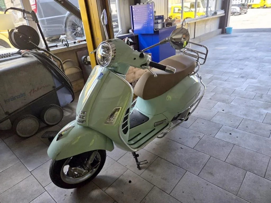 Piaggio Vespa GTS 125, 15 PS — zdjęcie 5