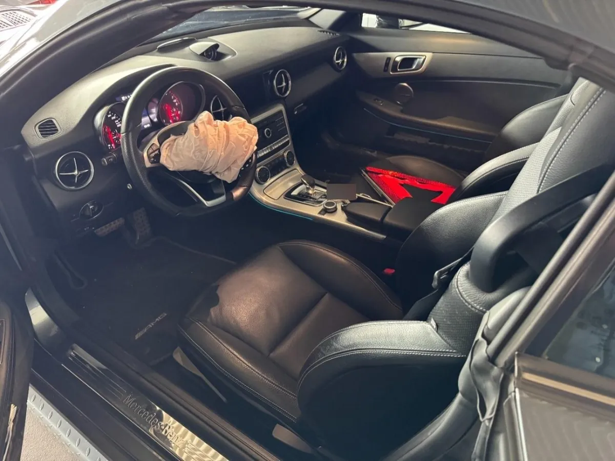 Mercedes-Benz SLC 200 , 184 PS — zdjęcie 6