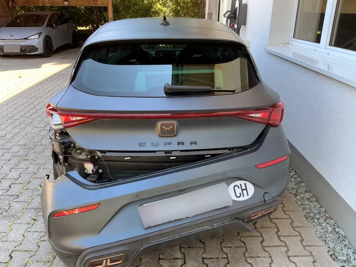 CUPRA Leon 1.4 eHybrid DSG, 150 PS — zdjęcie 2