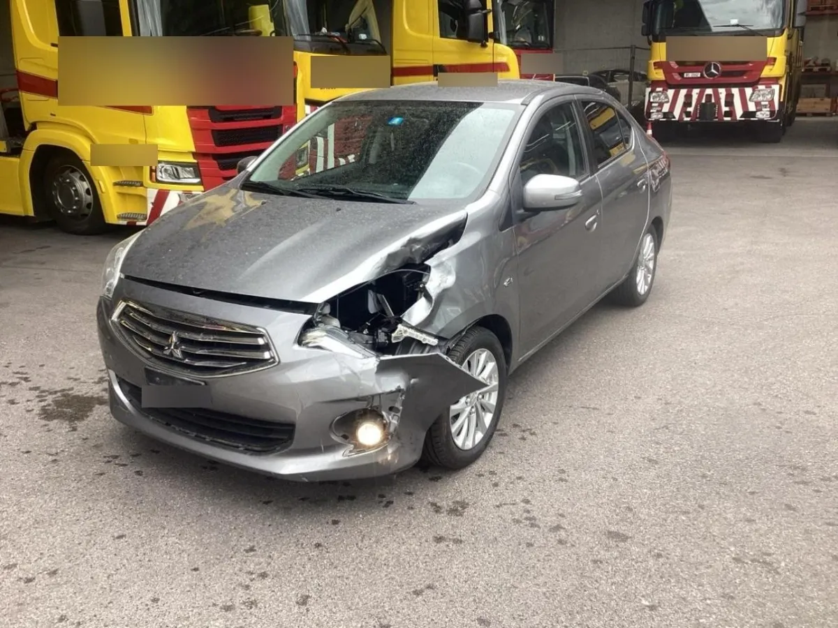 Mitsubishi Attrage Intense, 80 PS — zdjęcie 4