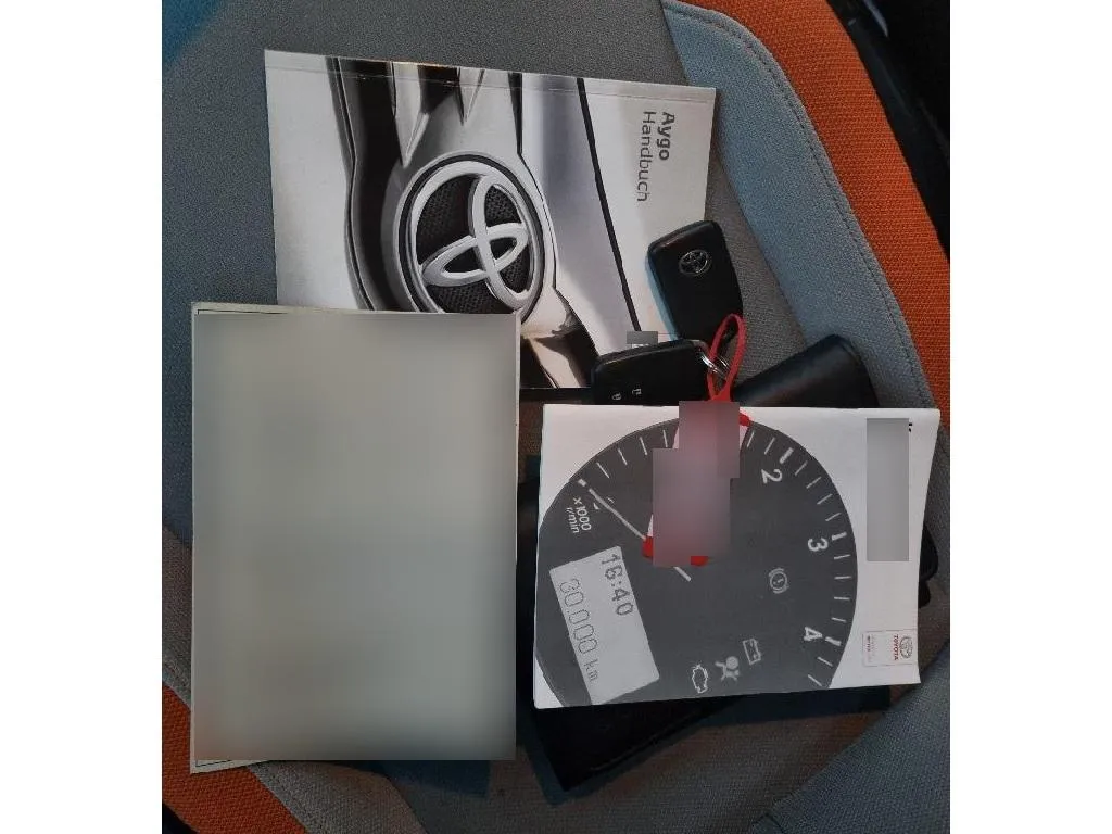 TOYOTA AYGO 1.2 , 82 PS — zdjęcie 14